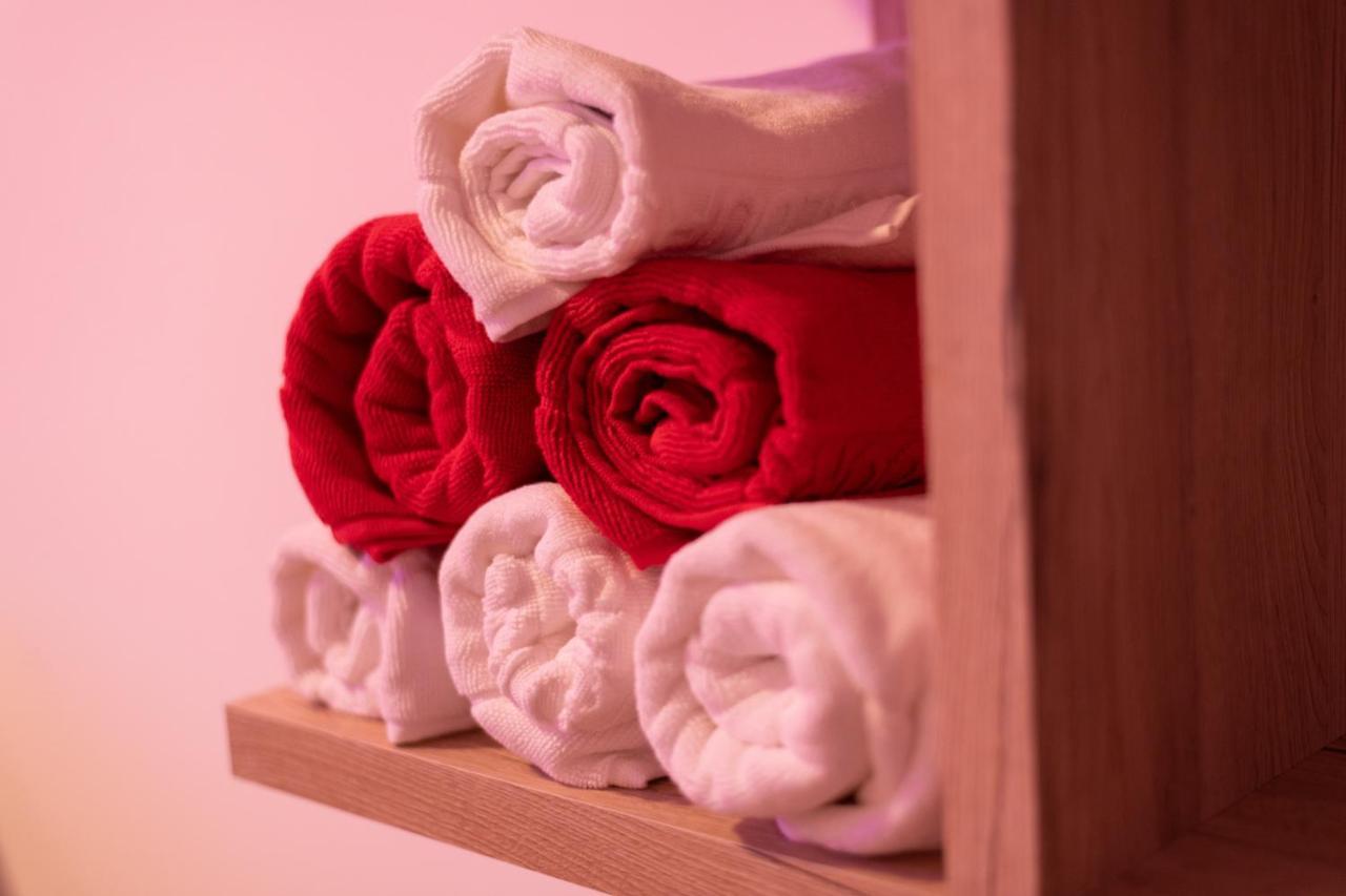 Romanticky Wellness Suite Hotel Heinz Dobris Exterior photo